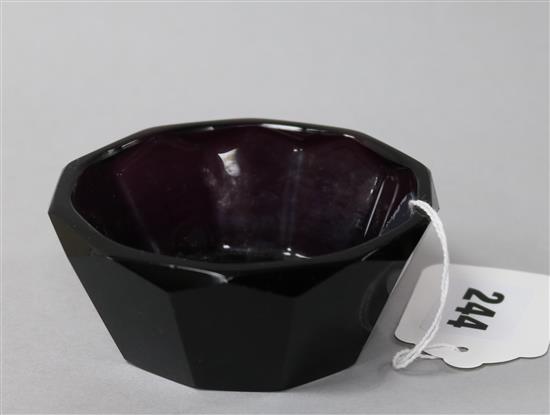 A Beijing glass amethyst coloured bowl